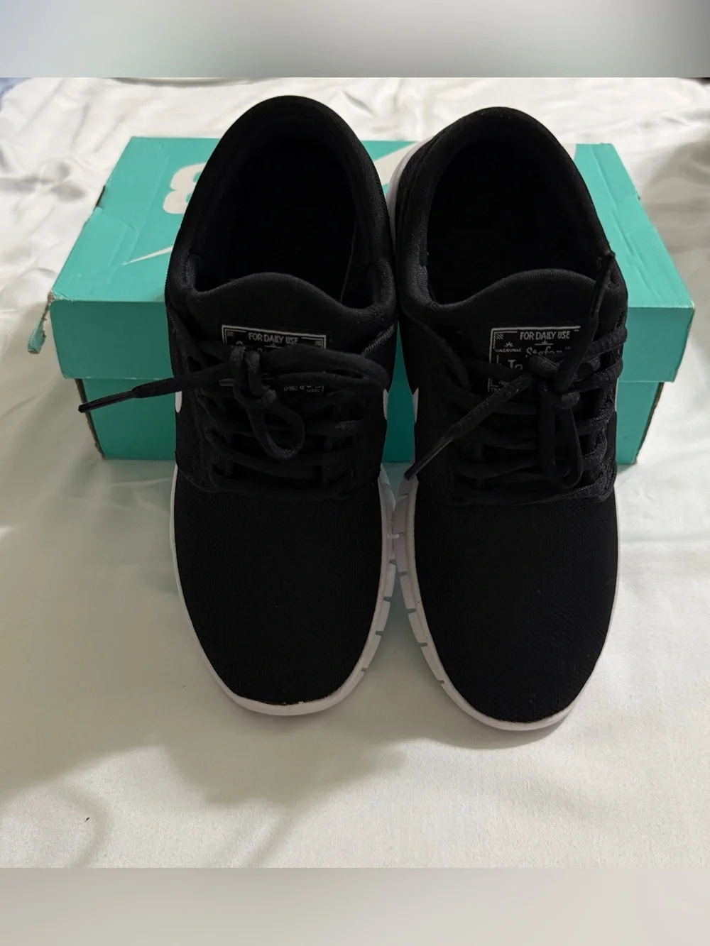 Nike SB Kids Janoski Air Max Black & White Skate Shoes